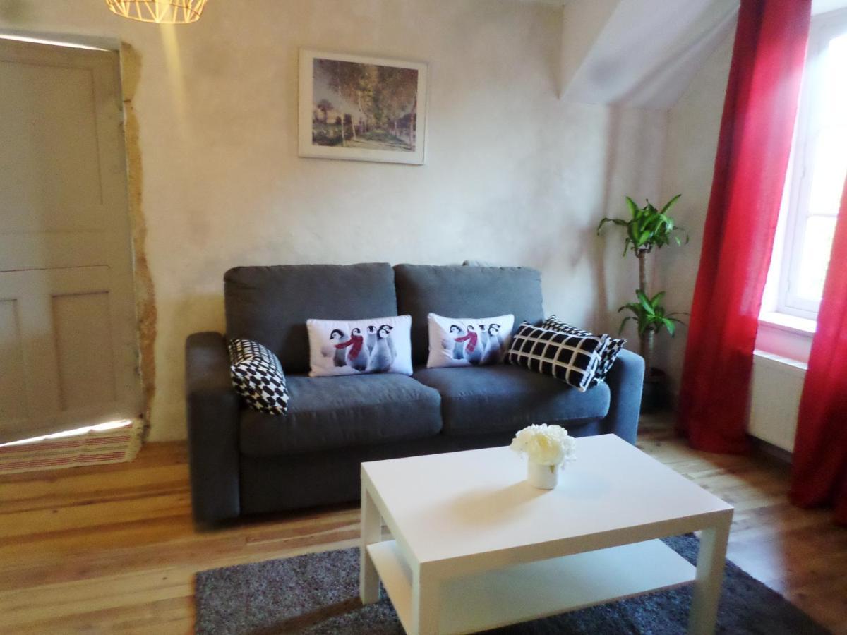 Les Marronniers Bed & Breakfast La Chapelle-sous-Brancion Екстериор снимка
