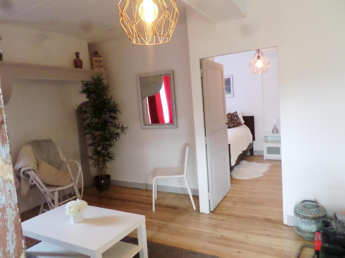 Les Marronniers Bed & Breakfast La Chapelle-sous-Brancion Екстериор снимка